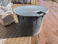 Kunststof ton met afdekrooster - afbeelding 2 van  5