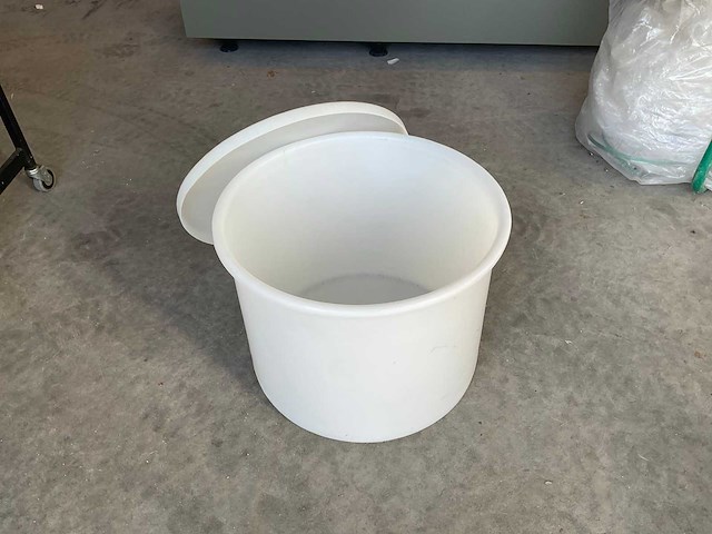 Kunststof ton met deksel - afbeelding 2 van  2