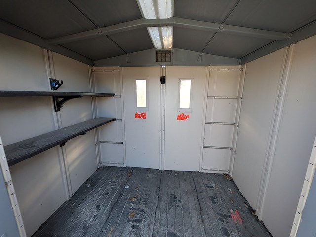 Kunststof tuinhuis - afbeelding 9 van  10