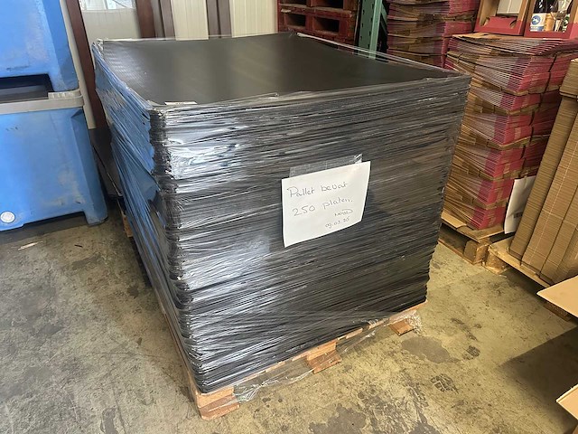 Kunststof tussenplaten (250x) - afbeelding 1 van  3
