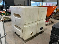 Kunststof vloeistoftank (2x) - afbeelding 1 van  3