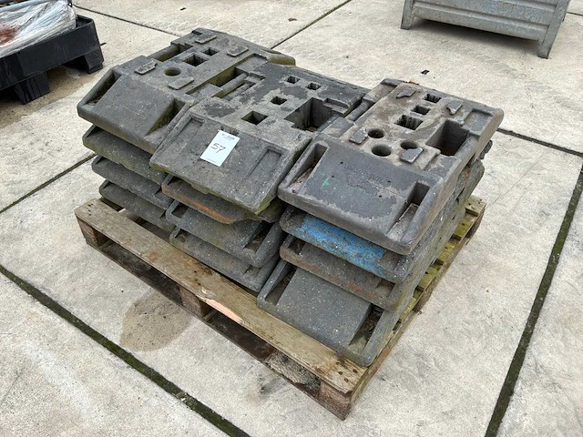 Kunststof voetplaat (12x) - afbeelding 1 van  5