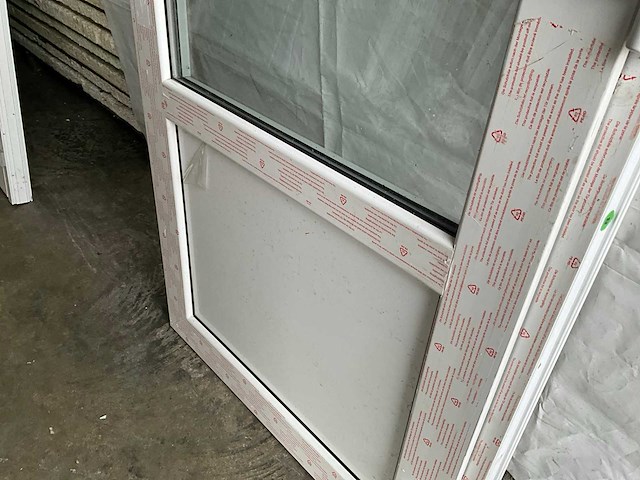 Kunststof voordeur met kozijn - afbeelding 5 van  7