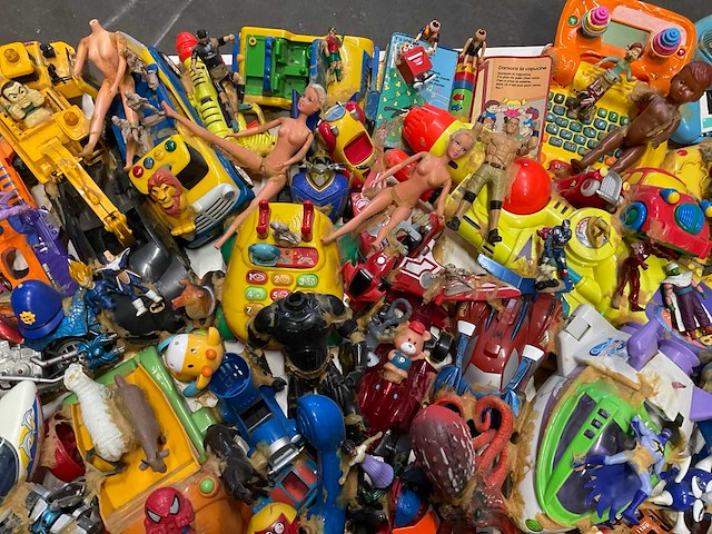 Kunstwerk art. mike kelley (1954-2012) bazaar - afbeelding 8 van  10