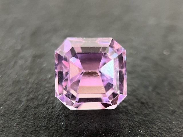 Kunziet - 4.53 carat natuurlijke kunziet - afbeelding 1 van  6