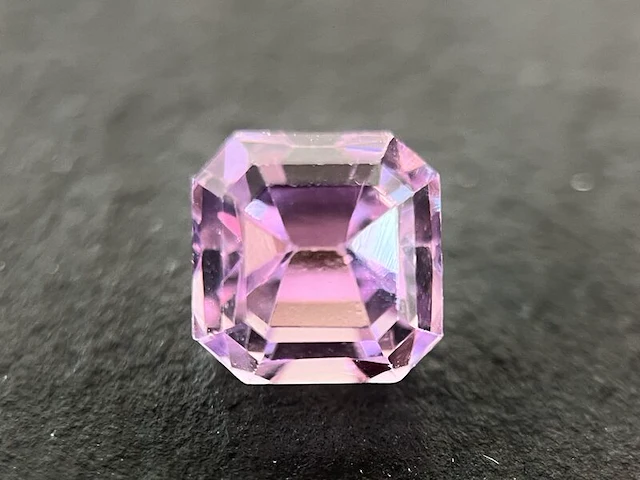 Kunziet - 4.53 carat natuurlijke kunziet - afbeelding 1 van  6