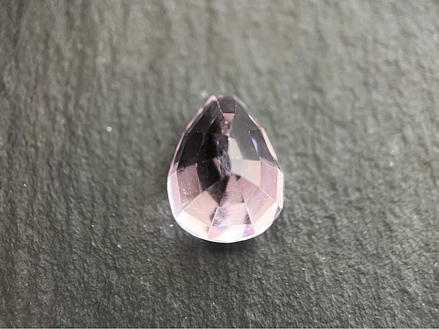 Kunziet 8.09 carat natuurlijke kunziet - afbeelding 4 van  5