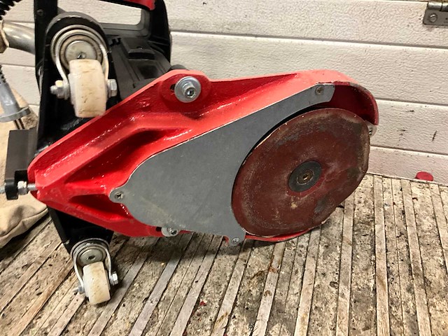 Kunzle & tasin floor edger nova 2 kantenschuurmachine - afbeelding 5 van  5
