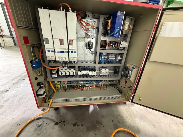 Kunzmann - wf7/3 - cnc milling machine - 2001 - afbeelding 12 van  12