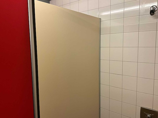 Kupan - trespa sanitairwand met deuren - afbeelding 2 van  6