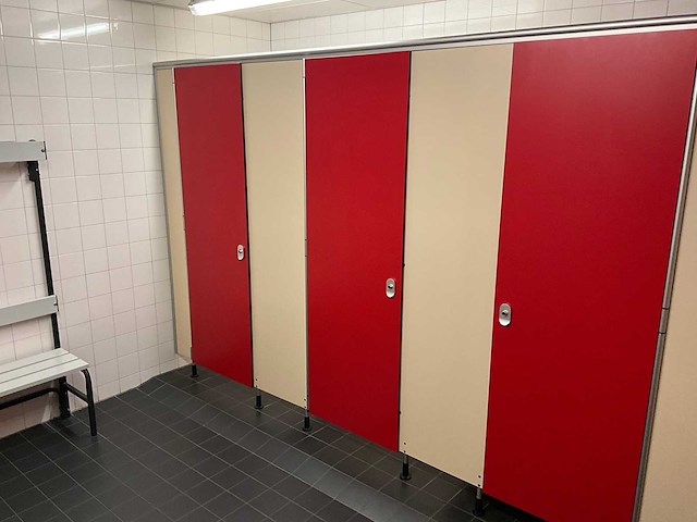 Kupan - trespa sanitairwand met deuren - afbeelding 2 van  5