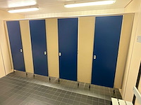 Kupan - trespa sanitairwand met deuren - afbeelding 1 van  5