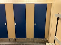 Kupan - trespa sanitairwand met deuren - afbeelding 3 van  5
