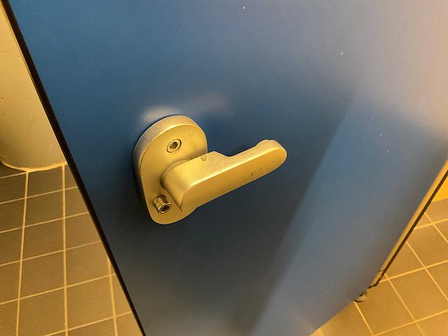 Kupan - trespa sanitairwand met deuren - afbeelding 5 van  5