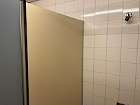 Kupan - trespa sanitairwand met deuren - afbeelding 4 van  5