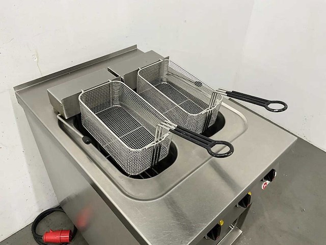Küppersbusch - fef 224 - dubbele elektrische friteuse - afbeelding 6 van  9