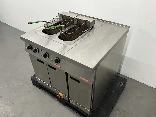 Küppersbusch - fef 224 - friteuse met neutrale unit - afbeelding 1 van  9
