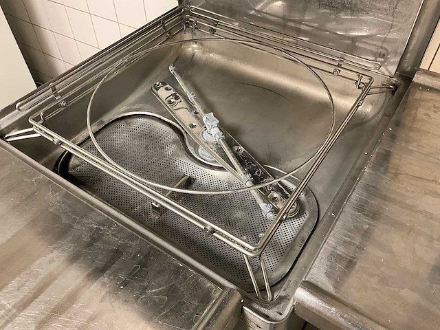 Küppersbusch - kgh-072 - korvenvaatwasmachine - afbeelding 5 van  6