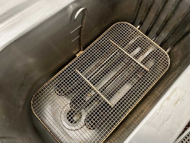 Küppersbusch - oef 224 - dubbele friteuse - afbeelding 5 van  7