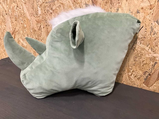 Kussen neushoorn - afbeelding 3 van  4