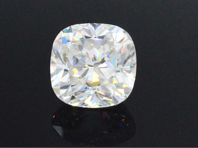 Kussen vorm briljant van 5.00 carat (gecertificeerd) - afbeelding 1 van  2
