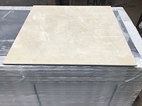 Kutahya pulpis ivory gepolijst vloertegel 60x60 cm 54 m² - afbeelding 5 van  7