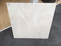 Kutahya royal pulpis bone gepolijst vloertegel 80x80 cm 53,76 m² - afbeelding 3 van  7