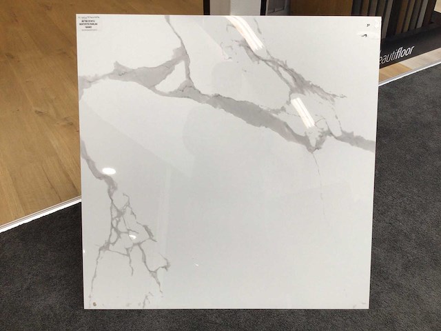 Kutahya statuario gepolijst vloertegel 120x120 cm 57,6 m² - afbeelding 1 van  6