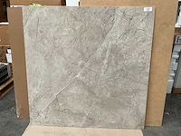 Kutahya storm grej gepolijst vloertegel 120x120 cm 115,2 m² - afbeelding 1 van  3