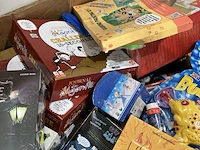 Kuubsdoos met speelgoed - afbeelding 7 van  11