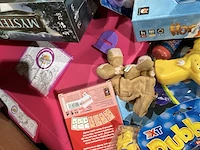 Kuubsdoos met speelgoed - afbeelding 8 van  11
