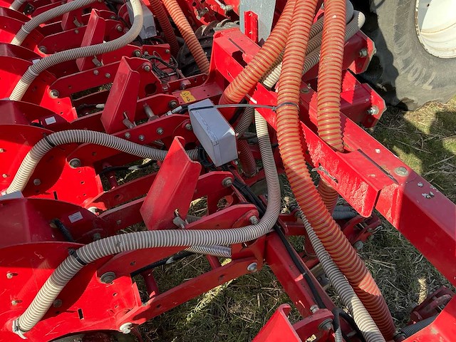 Kverneland - 2011 - optima hd e-drive acpnpxx - zaaimachine - afbeelding 18 van  45