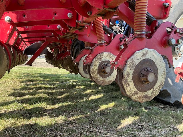 Kverneland - 2011 - optima hd e-drive acpnpxx - zaaimachine - afbeelding 23 van  45