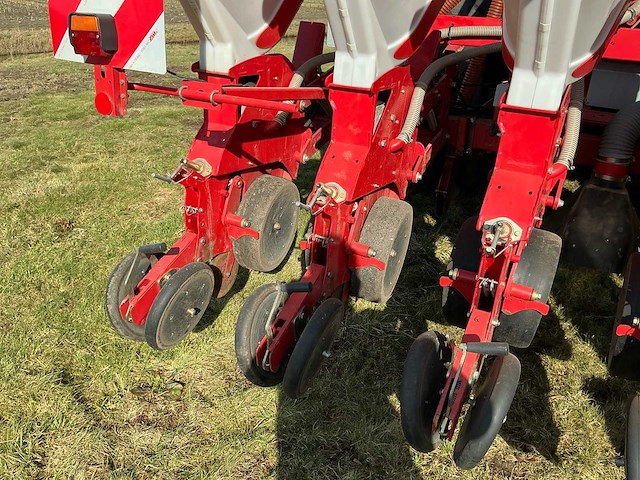 Kverneland - 2011 - optima hd e-drive acpnpxx - zaaimachine - afbeelding 38 van  45