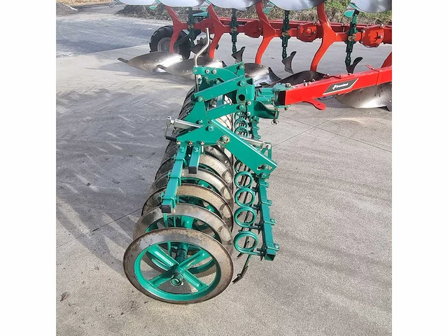 Kverneland 2500b ploeg met vorenpakker - afbeelding 8 van  9