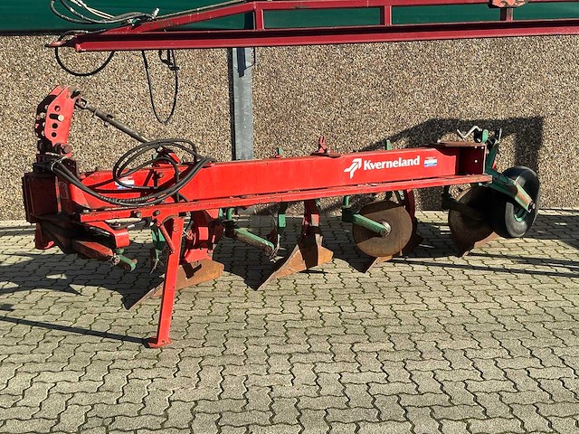 Kverneland ab gedragen ploeg - afbeelding 4 van  10