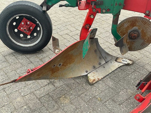 Kverneland ld85 / 160 wentelploeg met vorenpakker - afbeelding 4 van  34