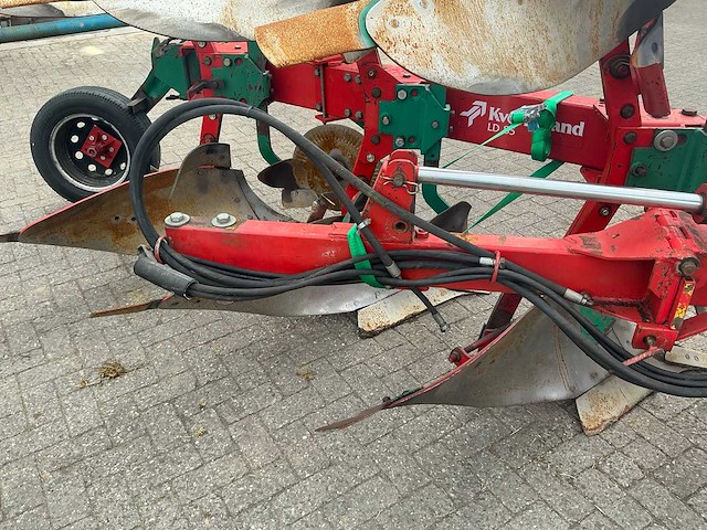 Kverneland ld85 / 160 wentelploeg met vorenpakker - afbeelding 6 van  34