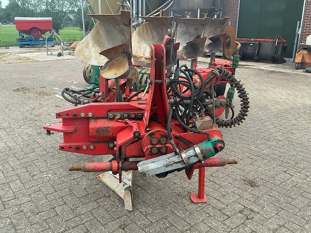Kverneland ld85 / 160 wentelploeg met vorenpakker - afbeelding 24 van  34