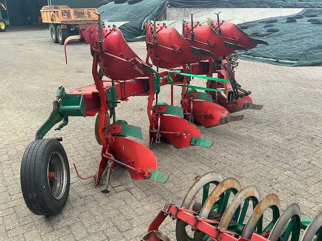 Kverneland ld85 / 160 wentelploeg met vorenpakker - afbeelding 2 van  25