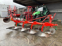 Kverneland ploeg - afbeelding 1 van  9