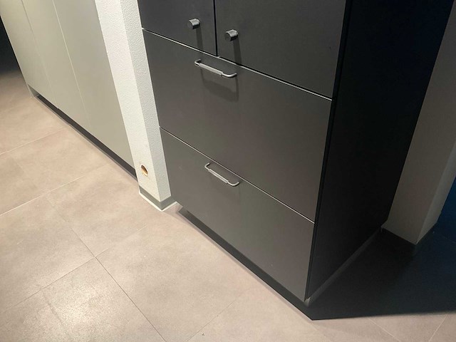 Kvik - garderobe kast - afbeelding 3 van  9