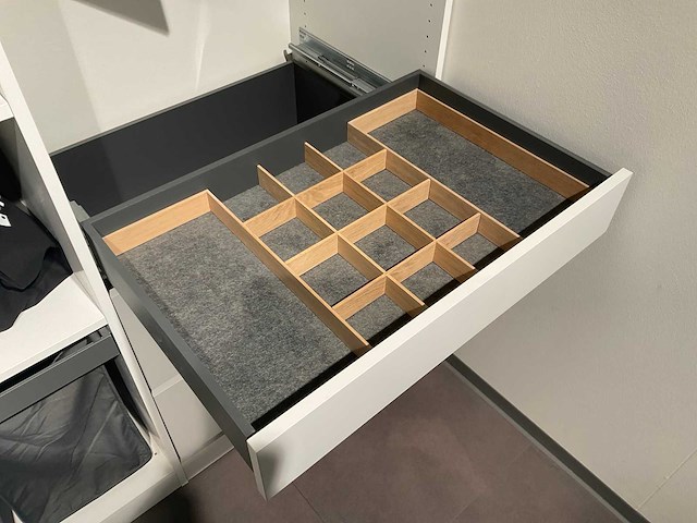 Kvik - garderobe kast - afbeelding 7 van  16