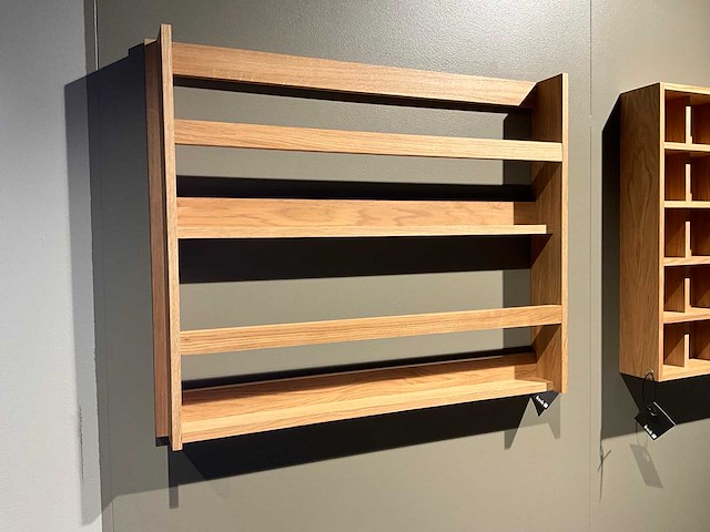 Kvik - houten wandrek 77x64 cm - afbeelding 1 van  3