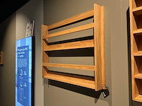 Kvik - houten wandrek 77x64 cm - afbeelding 3 van  3