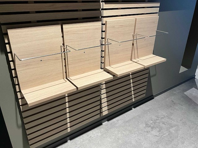 Kvik - houten wandrekken (2x) - afbeelding 2 van  5