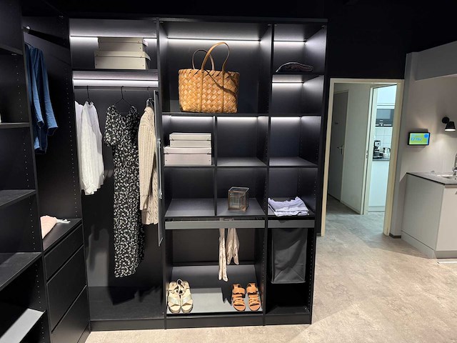 Kvik - inloopkast 167x218x233 cm - afbeelding 11 van  11