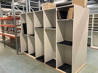 Kvik - kastenwand 300x56x208 cm