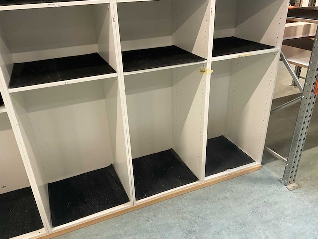 Kvik - kastenwand 300x56x208 cm - afbeelding 4 van  5