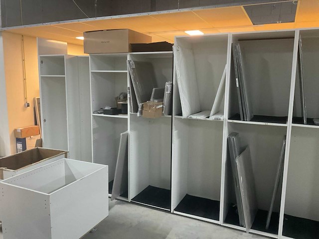 Kvik - kastenwand 720x58x205 cm - afbeelding 4 van  4